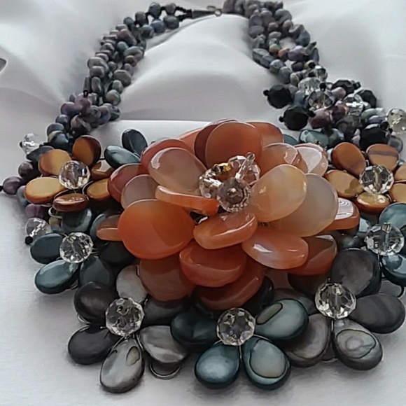 Necklace - Picture 7 of 8